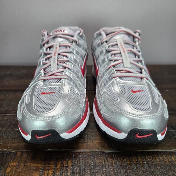 NEW Nike P-6000 Mens Size 11.5 Running Shoes Metallic Silver Gym Red CD6404-024 - Picture 3 of 12